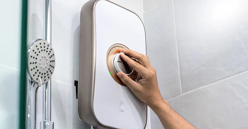 Cường độ dòng điện bình nóng lạnh bao nhiêu là an toàn