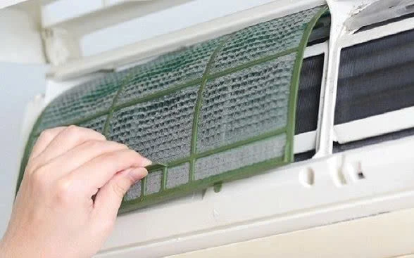 Điều hòa không mát do lâu ngày không vệ sinh